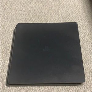 PS4 SLIM For sale